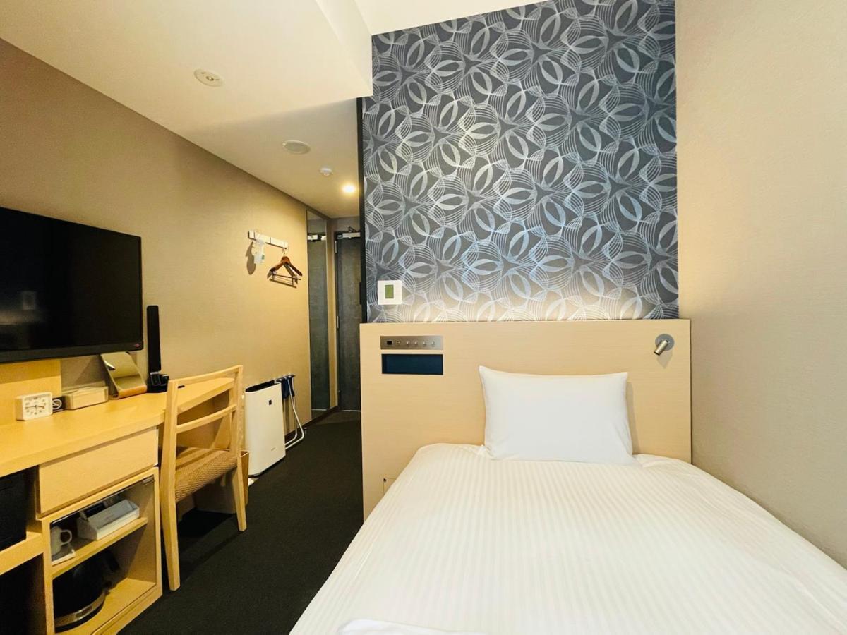 Single Room,1169709757:JPEG